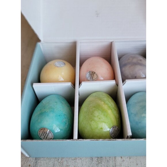 Williams Sonoma Pastel alabaster eggs decorative Easter spring set home - Picture 7 of 8